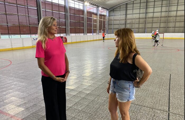 La dejadez del equipo de Gobierno de Castello pone en jaque al Club Hockey Castellón que pide el cambio urgente del suelo de la pista