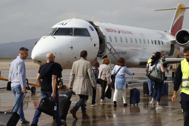 El aeropuerto de Castellón pone en marcha la nueva ruta a Madrid que posibilita la conexión con 86 destinos nacionales e internacionales