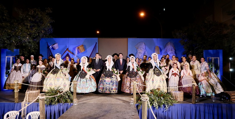 Mazón ejerce de mantenedor del acto de proclamación de las Bellezas de la Hoguera La Ceràmica