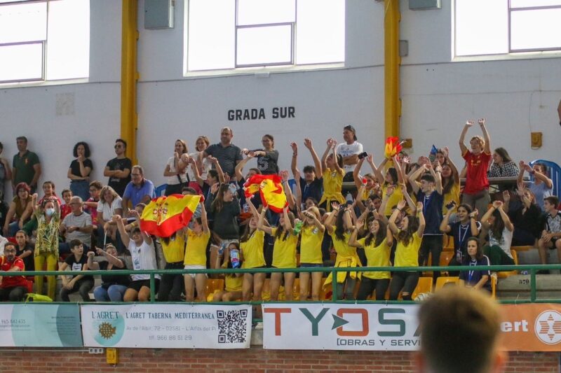 Altea ha vibrado con el balonmano en el GTH Escandibérico y el Handbol al Carrer