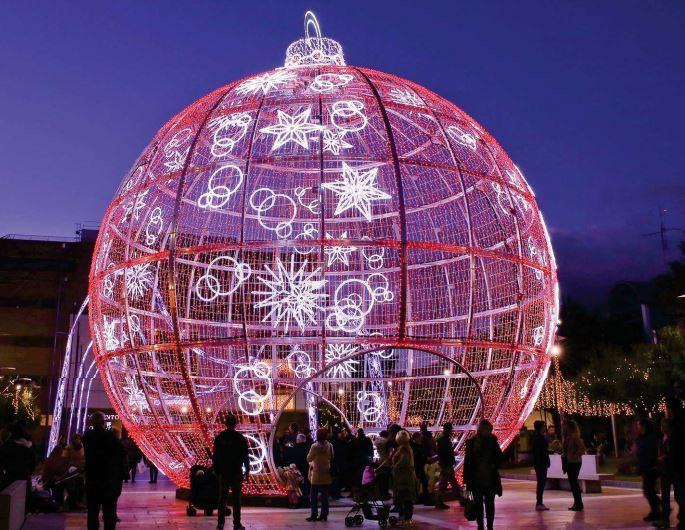 Alicante encenderá su alumbrado navideño el próximo viernes coincidiendo con el Black Friday para apoyar al comercio