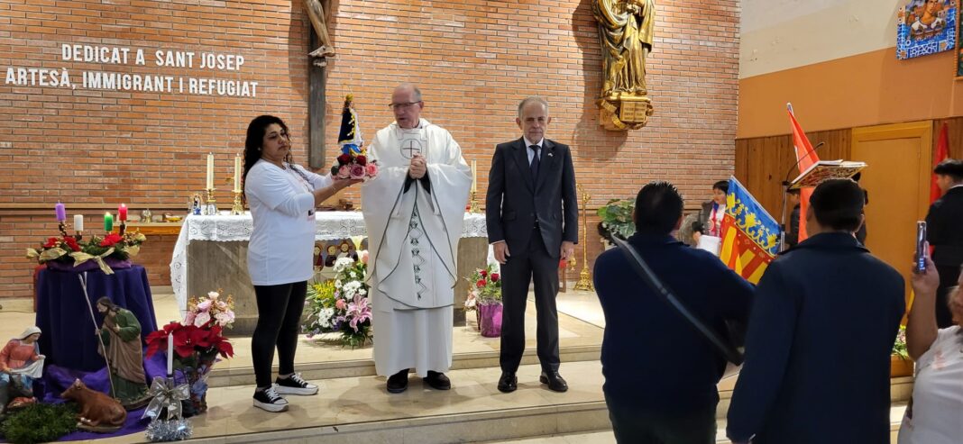 La comunidad paraguaya de Valencia celebró la Festividad de Nuestra Señora de los Milagros de Caacupé