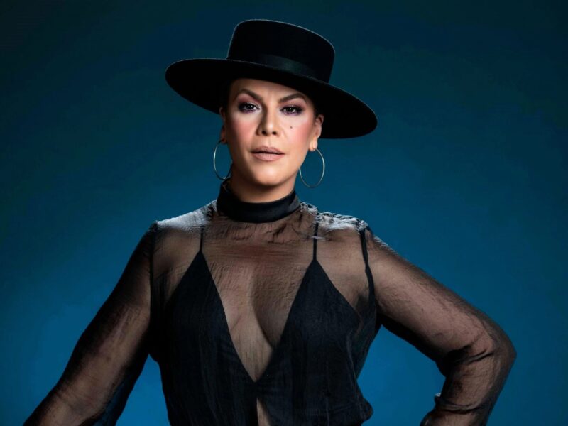 Olga Tañón inicia el 2023 con su nuevo lanzamiento "Los Celos Se Te Notan"