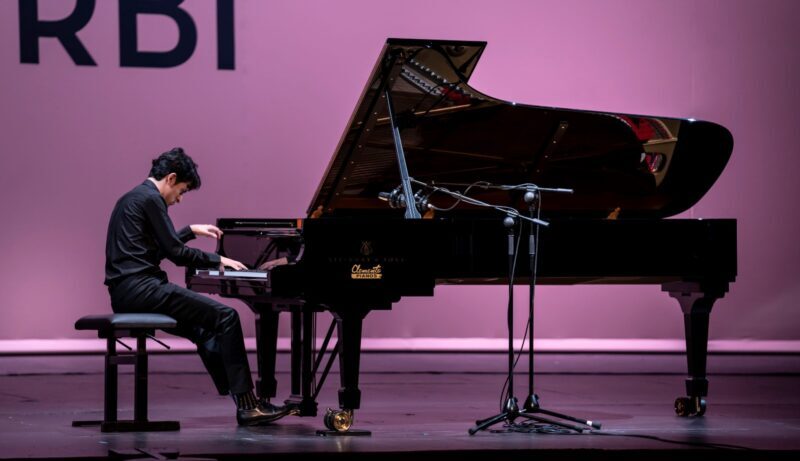 El Premio Iturbi selecciona a los 20 pianistas que participarán en esta edición
