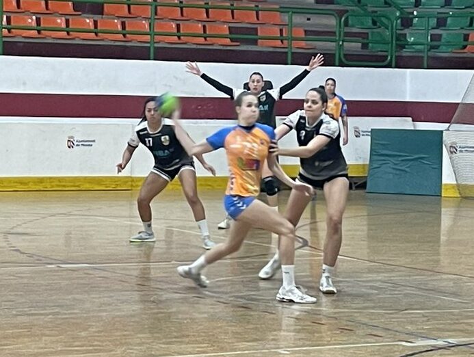 Contundente victoria del Grupo Usa Handbol Mislata UPV