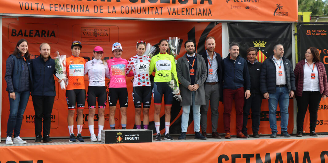 La Volta Ciclista Comunitat Valenciana Femenina ha finalizado hoy su primera etapa en Puerto de Sagunto