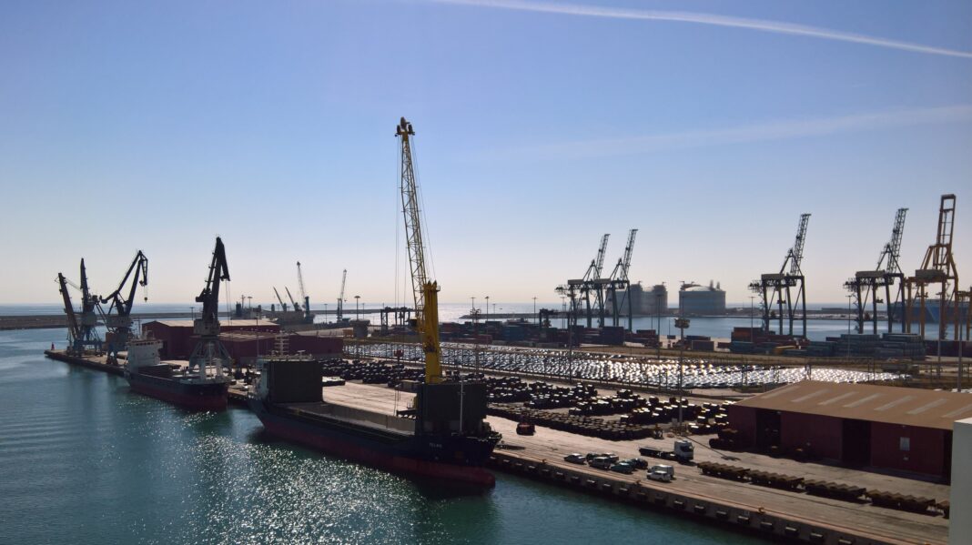 El Puerto de Sagunto duplica en 2022 los tráficos de gas natural