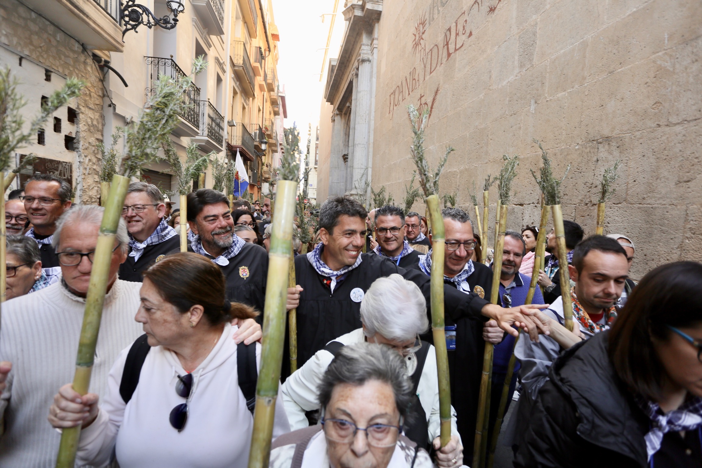 Mazón: “La Santa Faz es una de nuestras señas de identidad más queridas y significativas”