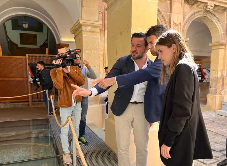Mazón anuncia que rehabilitará el convento de Las Clarisas de Elche para convertirlo en el primer museo de la Generalitat con sede permanente en la provincia de Alicante