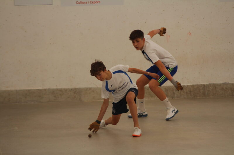 Muro de Alcoy, Monòver, Finestrat y Benimagrell destacan en los JECV de raspall