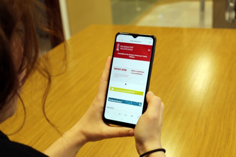Sanitat renueva su página web para simplificarla y hacerla más accesible y entendible