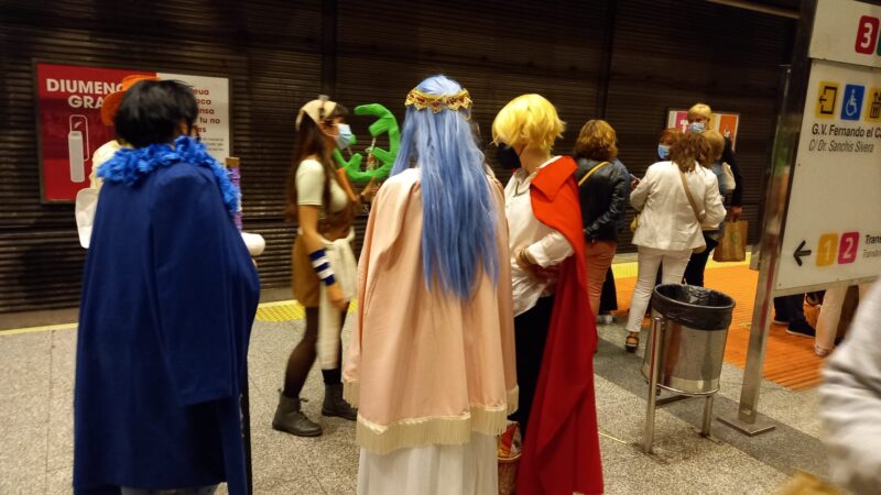 Metrovalencia facilita la movilidad para acudir al Salón del Manga en Feria Valencia