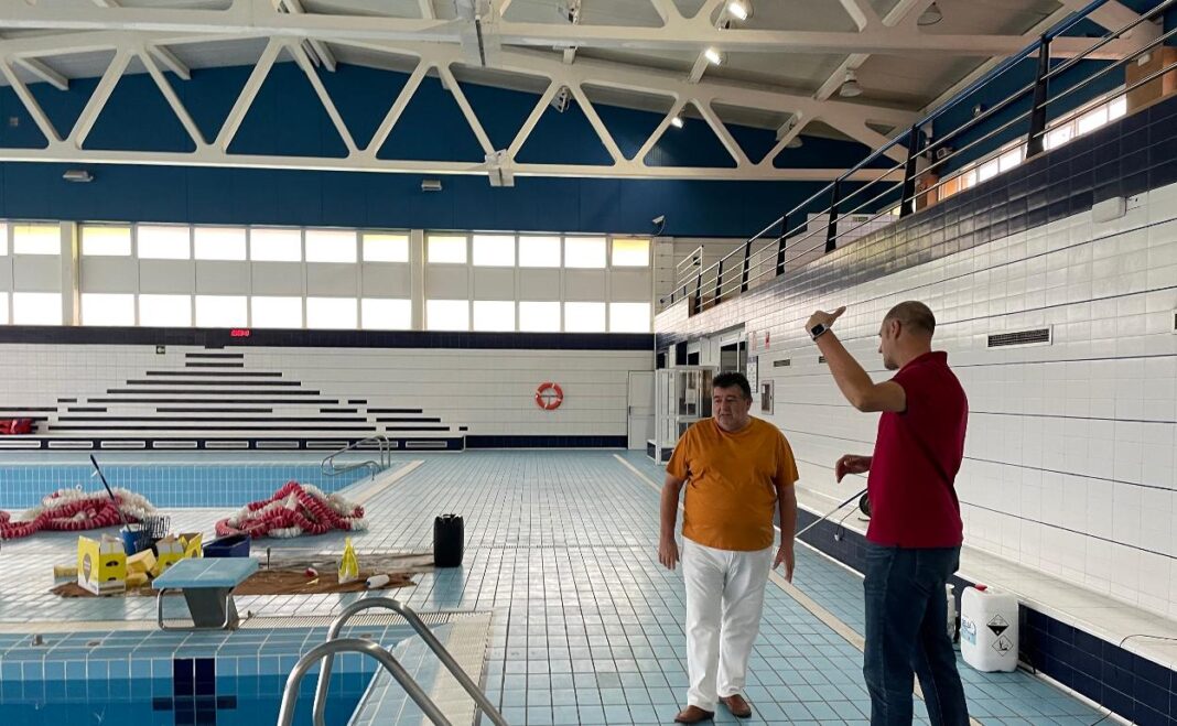 La piscina cubierta de Alzira incrementa su uso en casi un 50%