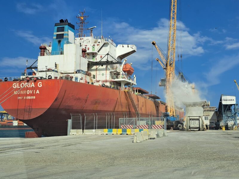 Denuncia vecinal ante las descargas en el Puerto que afectan a la salud y al medio ambiente