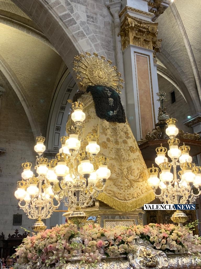 El Puente del Real acoge el acto conmemorativo central del Centenario de la Coronación de la Virgen de los Desamparados