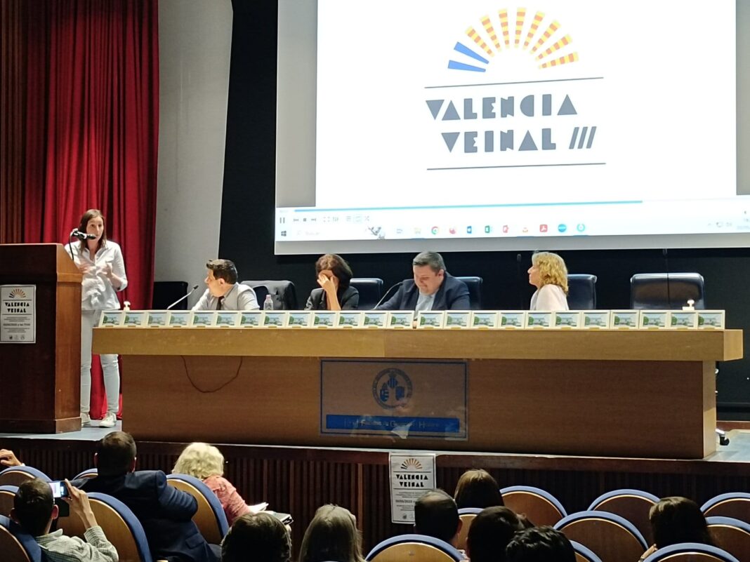 Duras críticas a la actuación municipal de los últimos años en Valencia en el exitoso III Foro de Valencia Veïnal