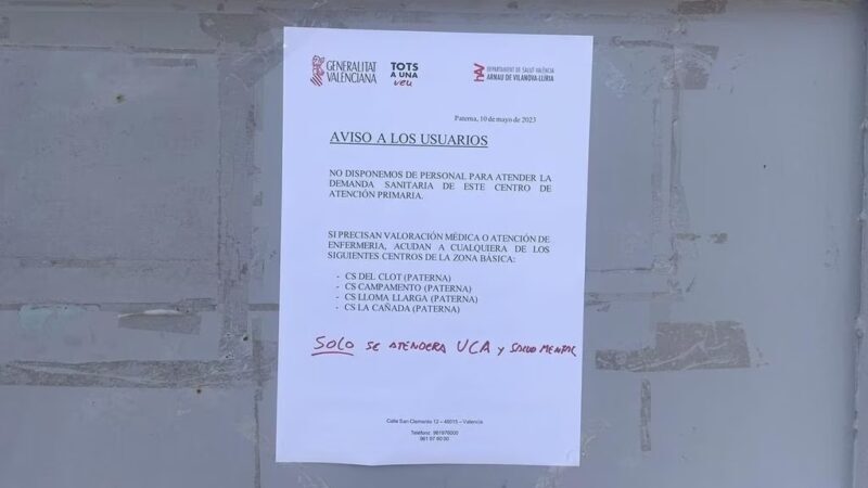 El centro de Atención Primaria de La Coma en Paterna, cierra por falta de médicos