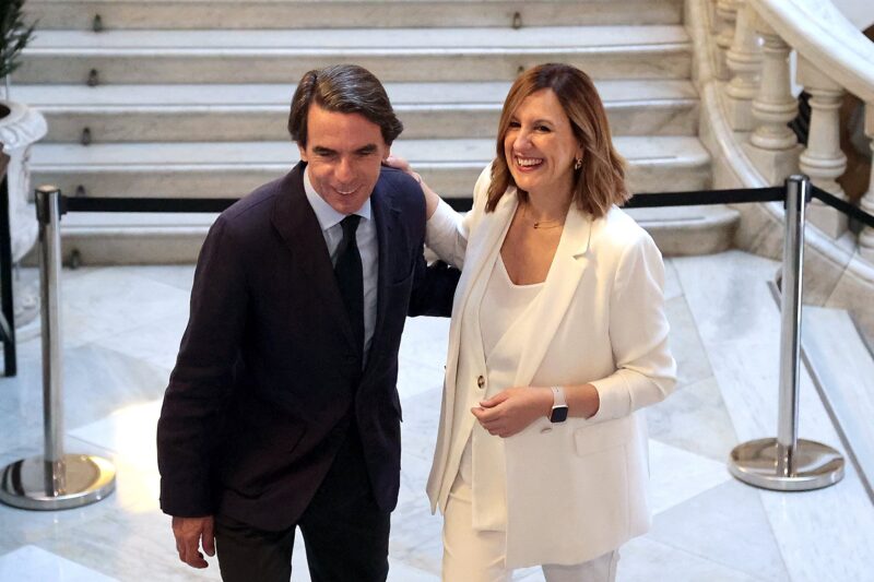 La Alcaldesa recibe a José María Aznar
