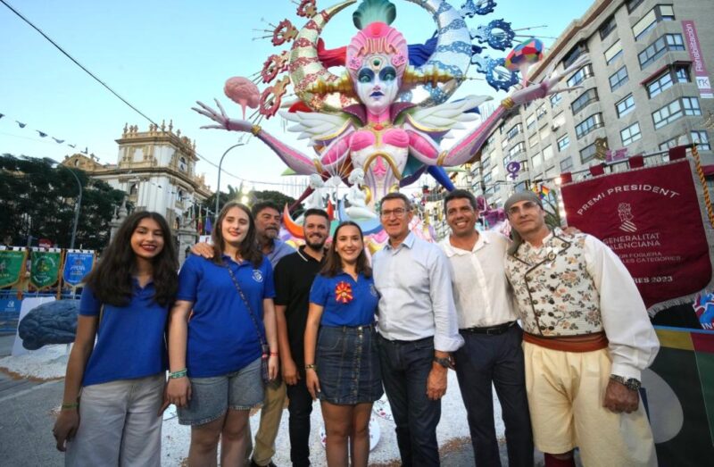 Mazón muestra a Feijóo las Hogueras de Alicante