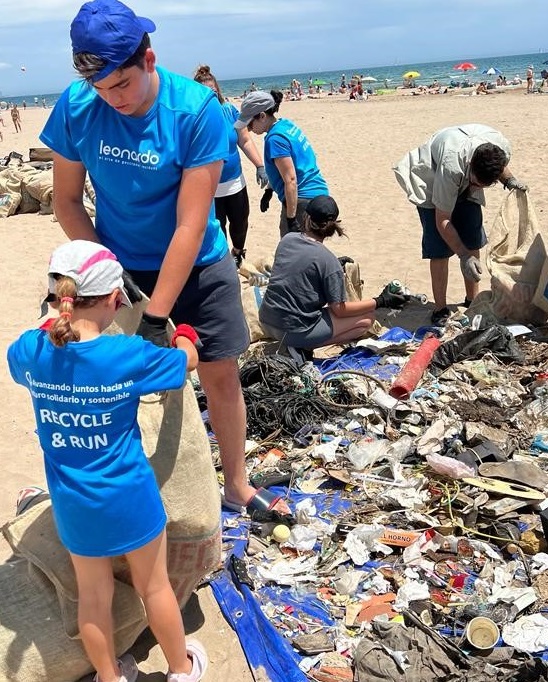 437 kilos de residuos recogidos en la Playa de la Patacona
