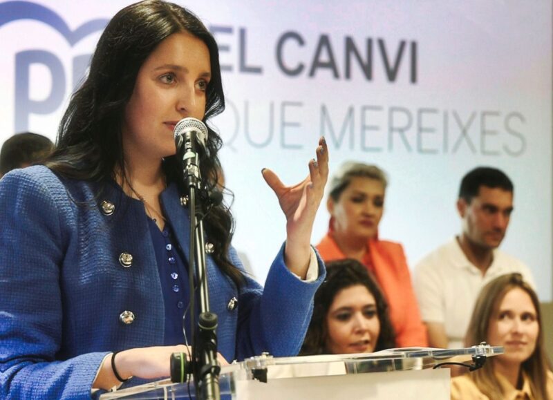 Tania Agut logra un acuerdo de estabilidad para “garantizar el futuro de Torreblanca” tras rechazar el consenso los grupos políticos