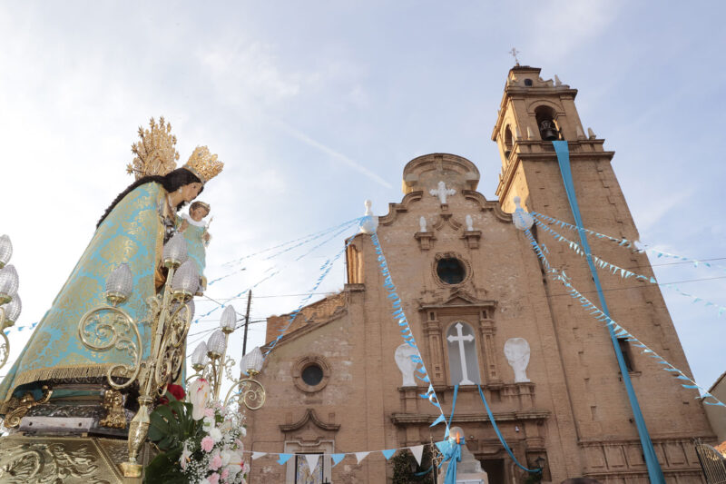 La imagen peregrina de la Virgen de los Desamparados visita este fin de semana la pedanía valenciana de La Punta