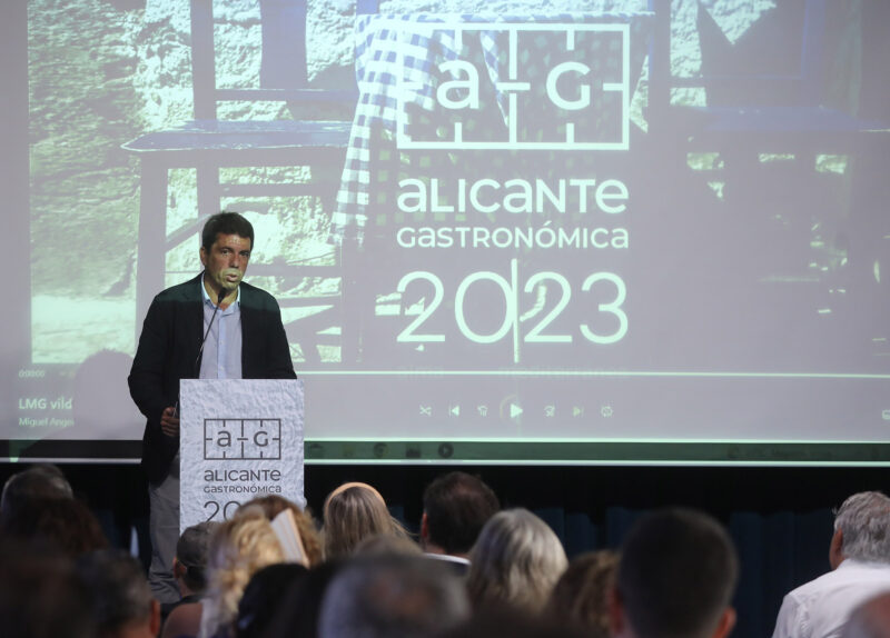 Mazón: “Alicante vuelve a ser referencia gastronómica internacional, con un componente solidario relevante”