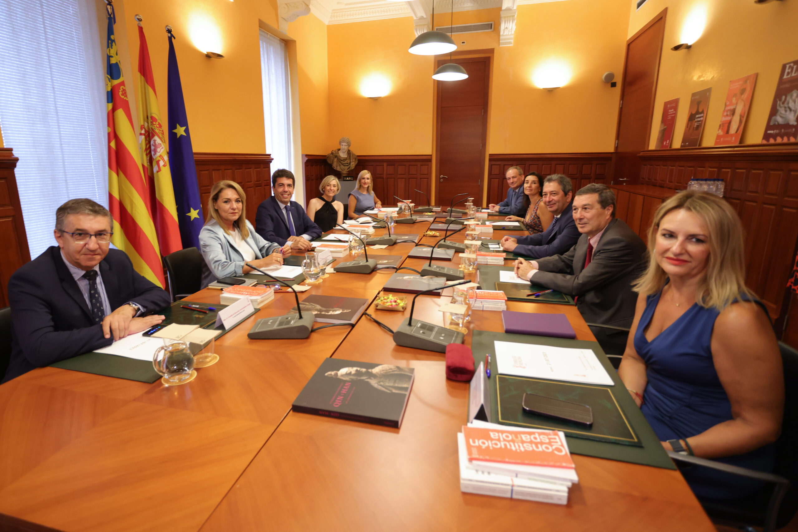Carlos Mazón preside el primer Pleno del Consell de la Xl legislatura en Alicante
