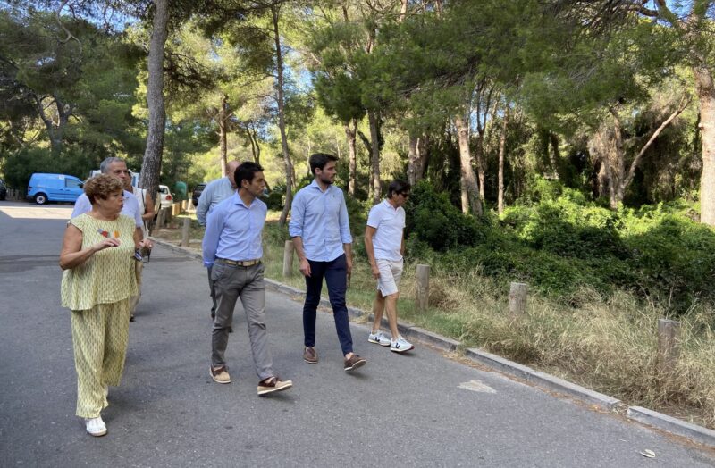 El Ayuntamiento de Valencia se compromete con los vecinos de El Saler para que sean considerados “ciudadanos de primera”
