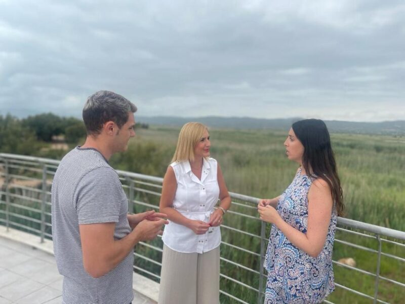 La consellera de Medio Ambiente visita Torreblanca y el Prat de Cabanes para abordar futuros proyectos en materia de agua, urbanismo y carreteras