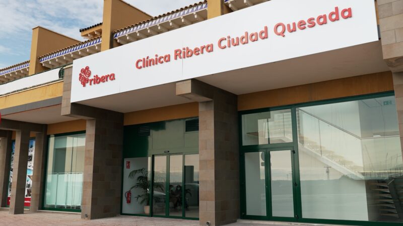 Ribera organiza una jornada de puertas abiertas en la Clínica Ciudad Quesada para dar a conocer sus servicios a pacientes del área de Torrevieja y la Vega Baja