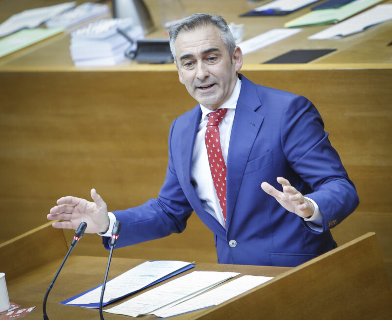 Barrachina: “Al PSPV le da miedo que Mazón baje los impuestos a los valencianos”