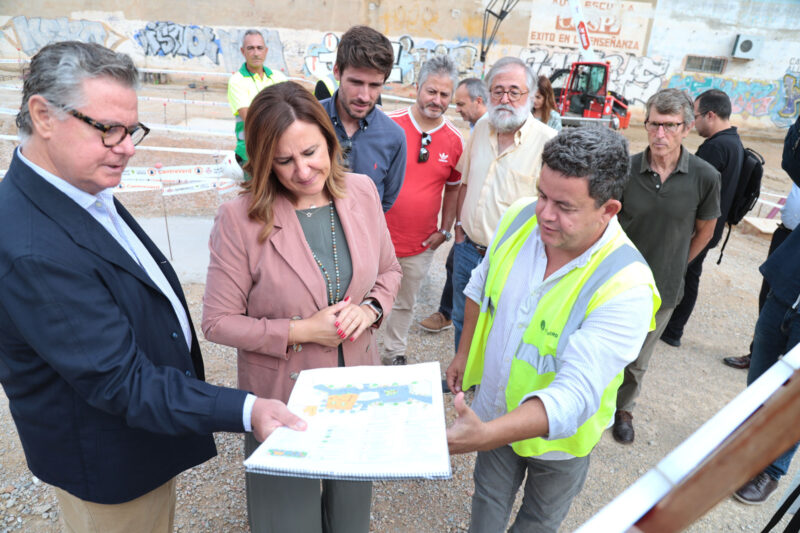Catalá visita las obras del nuevo jardín de Juan XXIII se abrirá a finales de noviembre