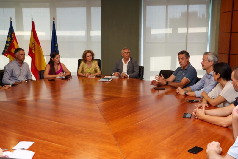 Ayuntamiento de Torrent y ASET unen fuerzas para impulsar la ‘marca Torrent’