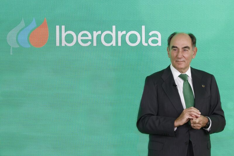 Iberdrola invierte 11.000 millones de euros y el beneficio alcanza los 3.640 millones de euros