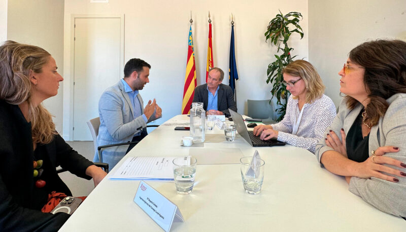 José Luis Aguirre se reune con el Alcalde de Sagunto para dar solución a los daños provocados por los jabalíes en el campo