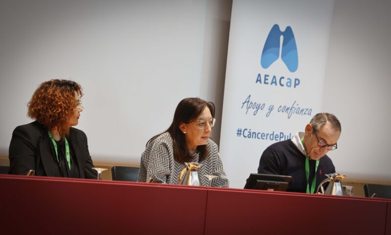 Llanos Massó recibe en las Cortes Valencianas a la Asociación Española de Afectados de Cáncer de Pulmón