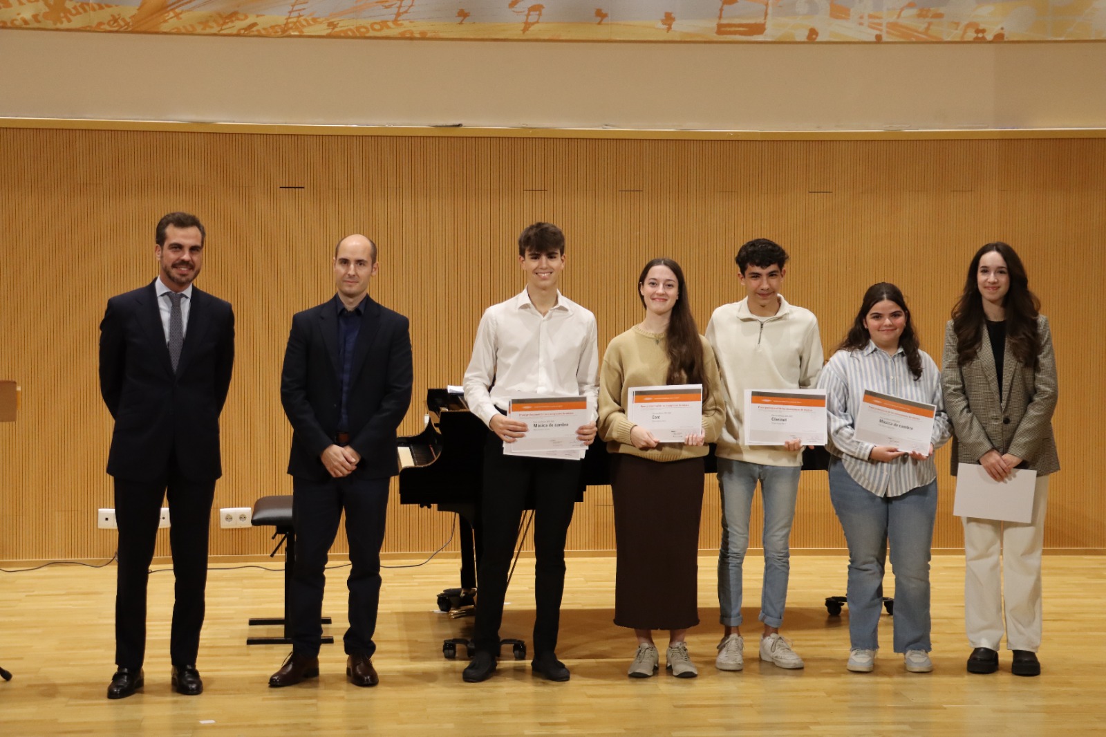  Marc Andreu Cueves es galardonado con el máximo reconocimiento en la XXIII edición de los premios ‘Vicent Galbis’