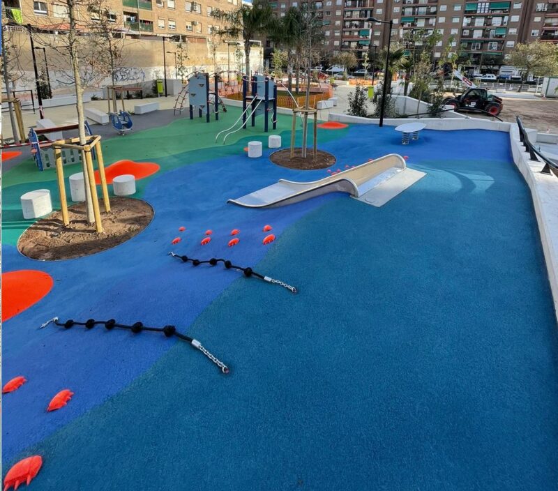 El Ayuntamiento abre el nuevo jardín de Benicalap, dedicado a Miguel Ángel Blanco