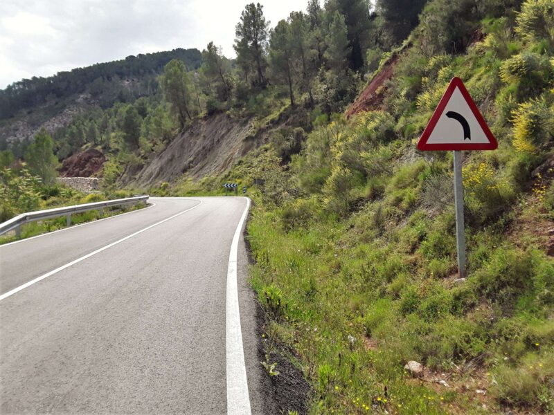 La Diputación de Valencia acondicionará el estado de la carretera CV-580 que recorre la Canal de Navarrés