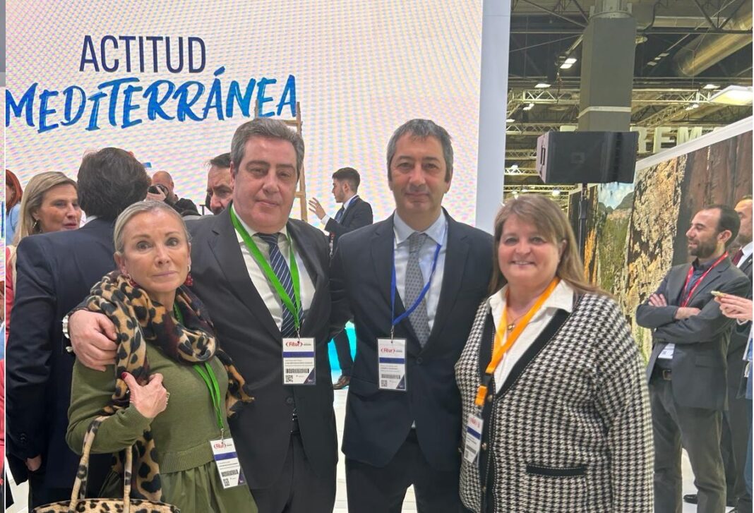 Los diputados autonómicos de VOX José María Llanos, Jesús Albiol