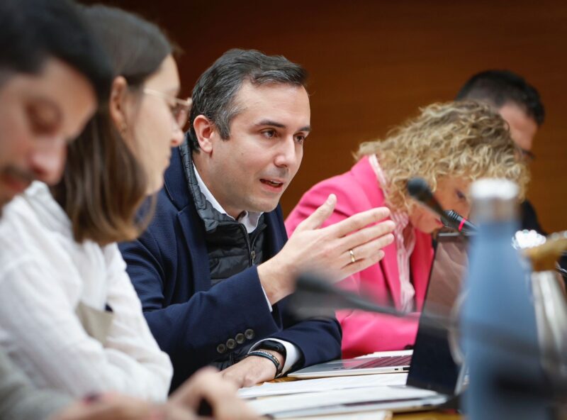 Miguel Pascual (VOX): “El Plan de Cercanías del Gobierno de Pedro Sánchez, otra promesa incumplida con los valencianos”