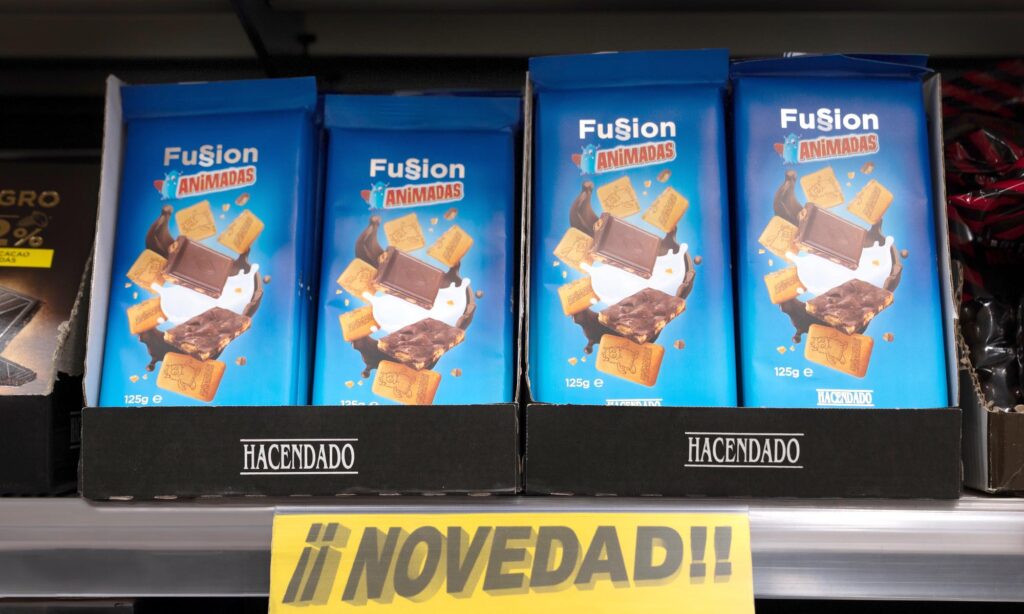 Chocolate Fussion Animadas en el lineal de un supermercado Mercadona