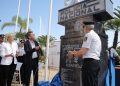 Carlos Mazón asiste a la inauguración de la escultura en conmemoración del bicentenario de la Policía Nacional
