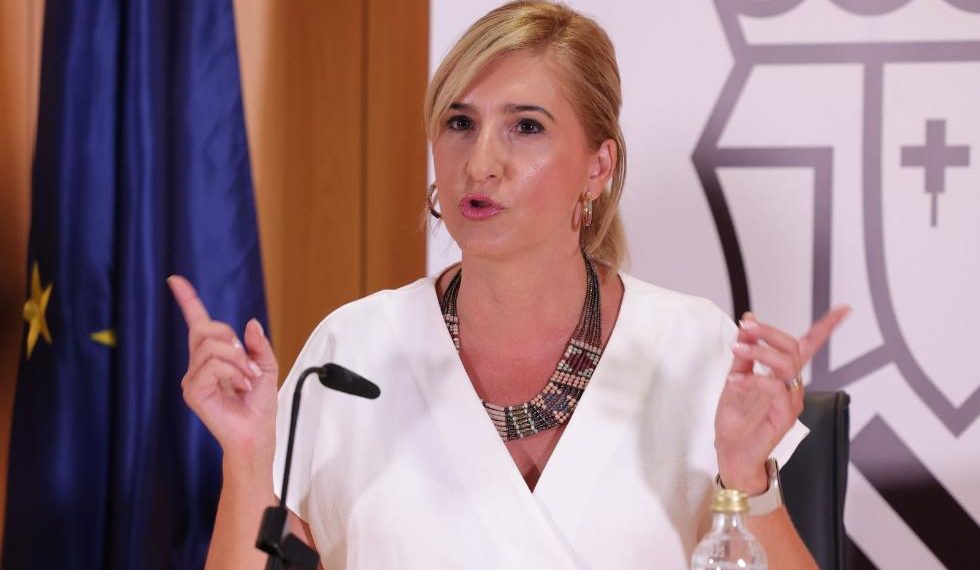 Salomé Pradas estudia pedir medidas cautelares en el procedimiento judicial contra el Gobierno central para que aporte el agua que necesita el lago de L’Albufera