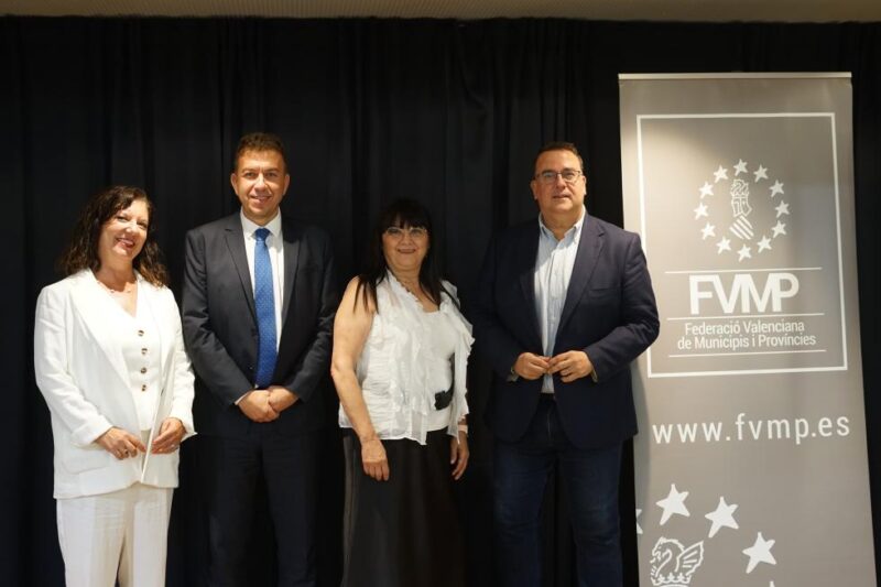 La Vicepresidencia Segunda presenta el Plan Vive ante alcaldes, concejales y técnicos de vivienda de la Plana Baixa, Alto Palancia y Alto Mijares