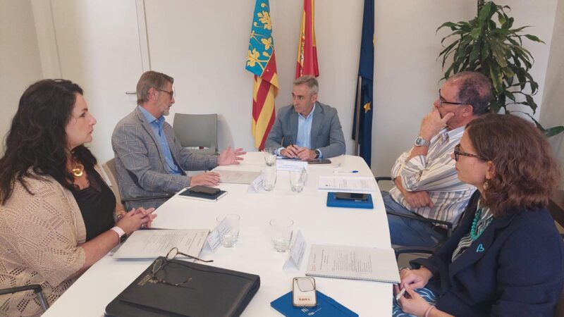 La Generalitat defenderá ante la Unión Europea las cláusulas espejo y el principio de reciprocidad para la agricultura de la Comunitat Valenciana
