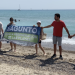 Una gran Cadena Humana exige a Costas la regeneración urgente de las playas de Almardà, Corinto y Malvarrosa