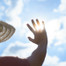 Cómo proteger la piel del sol ante las olas de calor extremo en España y la Comunitat Valenciana
