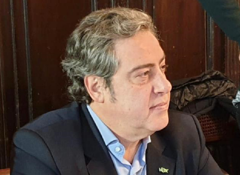José María Llanos: “De Vacaciones. ¿Perpetuas?”